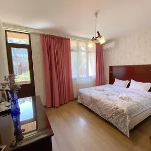 https://hotel-mm-apartments.alltbilisihotels.com