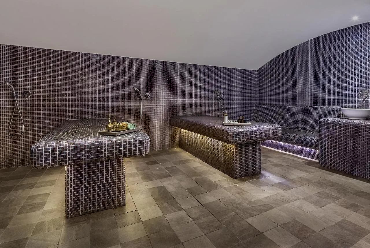 Sofitel Dubai Palm Apartments